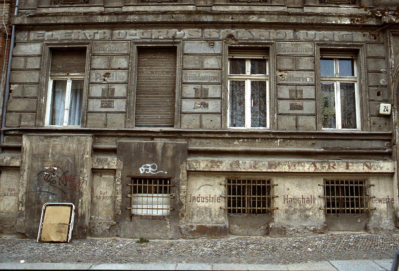 Berlin, Marienburger Str. 26, 1.5.1997 (1).jpg